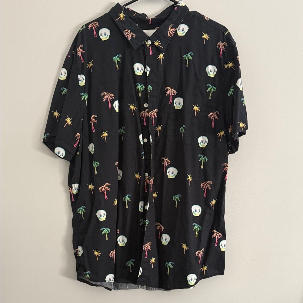 Men's Black Short-Sleeve Button Shirt with Colorful Palm & Skull Print